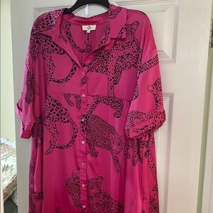 Entro Pink Leopard Print Midi Dress